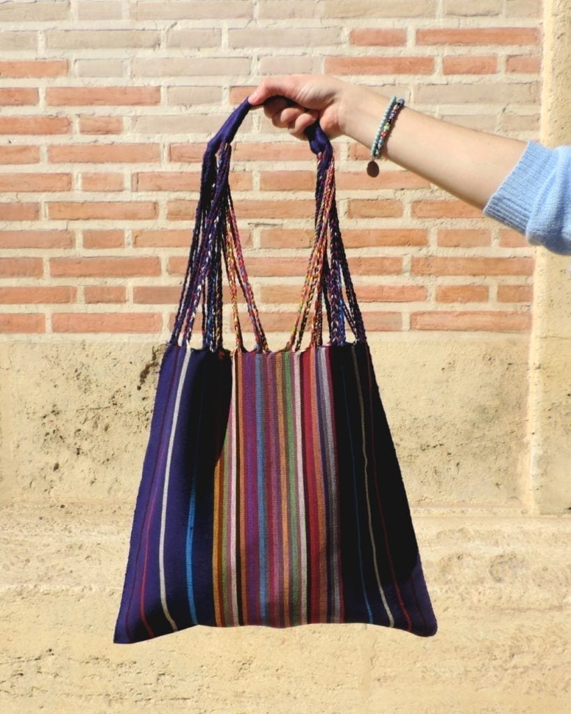 Bolso tote de tela morado con rayas