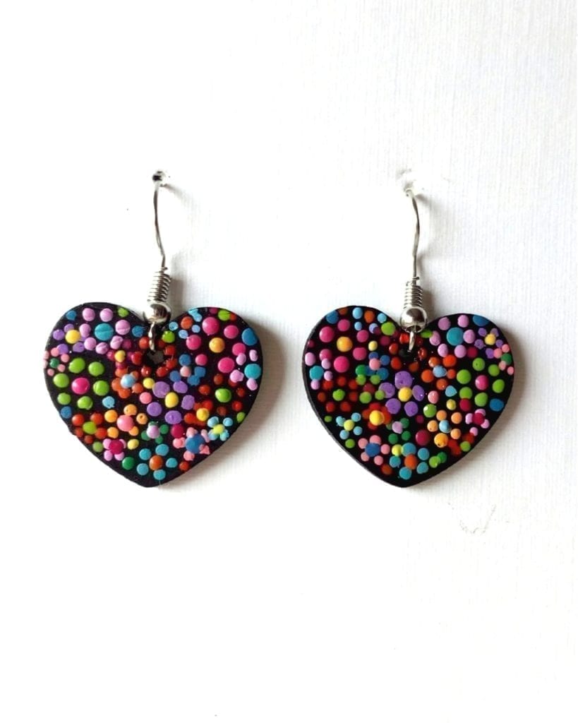 Pendientes de madera en forma de corazon _ heart earrings