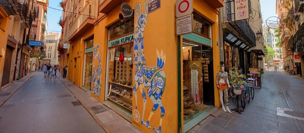 Galeria Kupka Tienda hecho a mano en Valencia Galeria Kupka Tienda de cuero artesanal y hecho a mano en Valencia